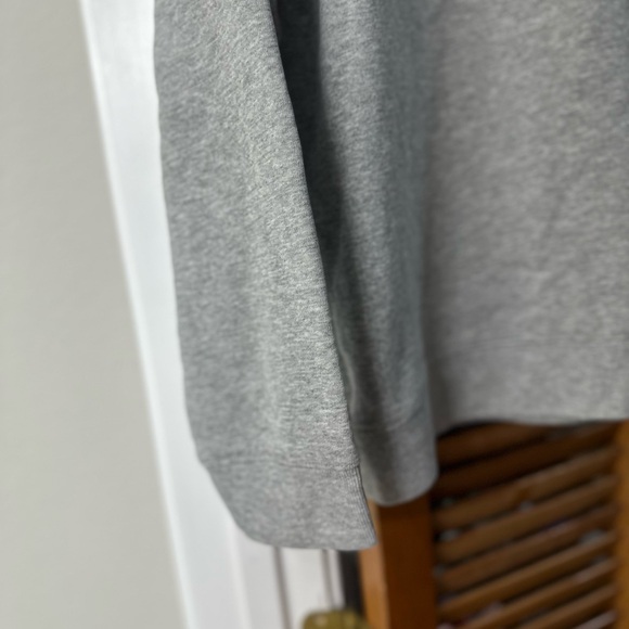 Vintage 90’s Tommy Hilfiger Tommy Jeans gray crewneck sweatshirt size large - Picture 6 of 6